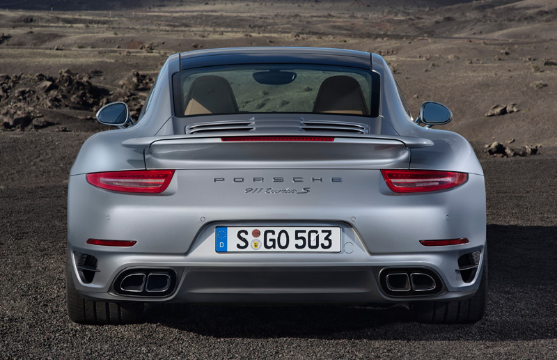 The new Porsche 911 Turbo and Turbo S InfiniteGarage